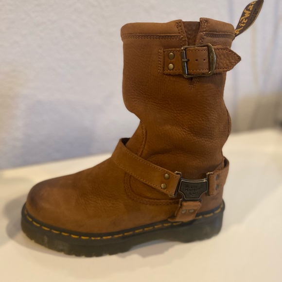 Brown Leather Women's Boots - Picture 4 of 12